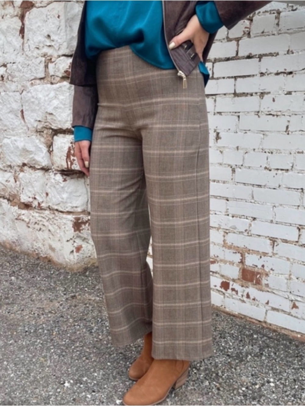 Karen Kane Plaid Wide-Leg Cropped Pants in Sandstone - size L